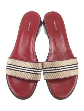 Burberry Printed Slides
