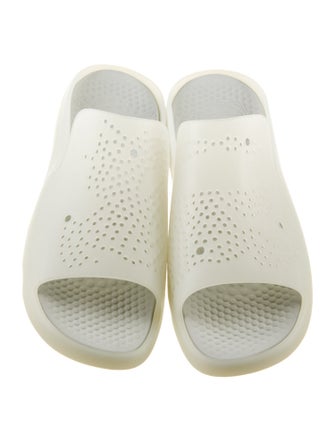 Burberry Rubber Slides