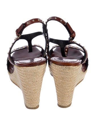 Burberry Nova Check Pattern Leather T-Strap Sandals