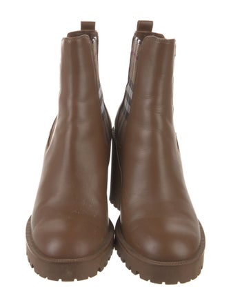 Burberry House Check Pattern Leather Chelsea Boots