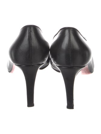 Burberry Leather Tweed Pattern Pumps