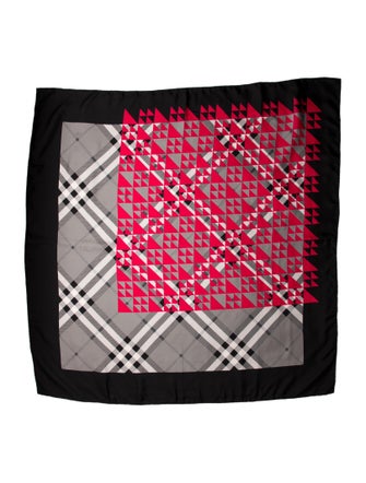 Burberry Cashmere House Check Pattern Scarf