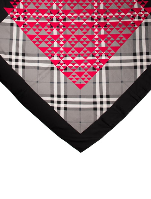 Burberry Cashmere House Check Pattern Scarf