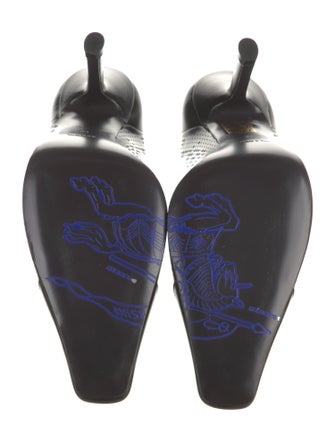 Burberry Exploded Check Pattern Leather Pumps