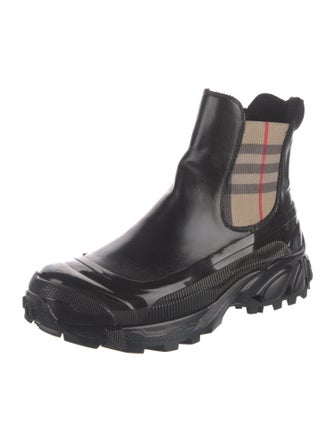 Burberry Nova Check Pattern Chelsea Boots
