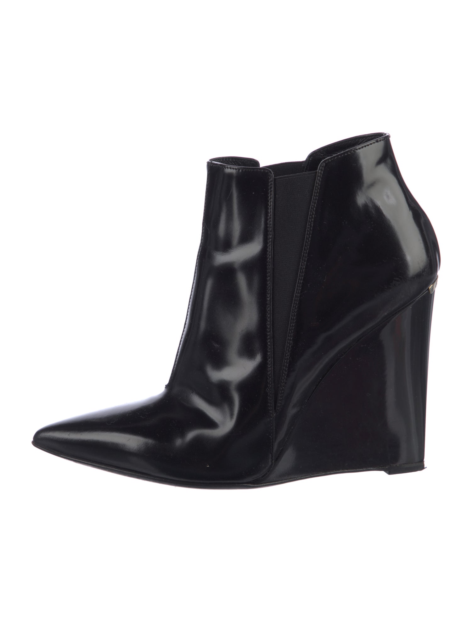 Burberry Patent Leather Pumps