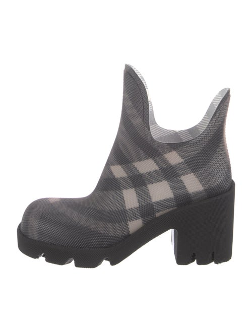 Burberry Smoked Check Pattern Rubber Rain Boots