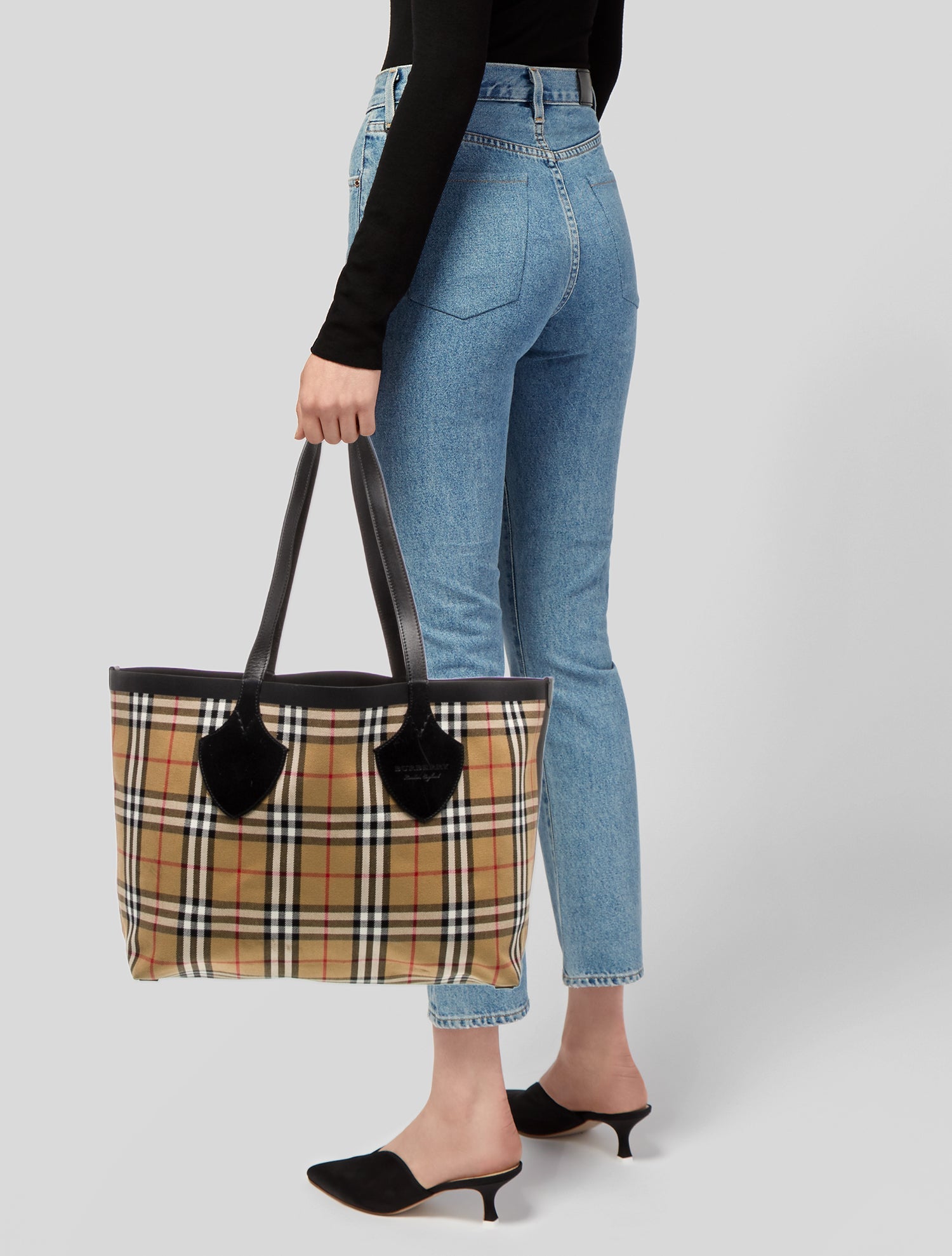 Burberry House Check Reversible