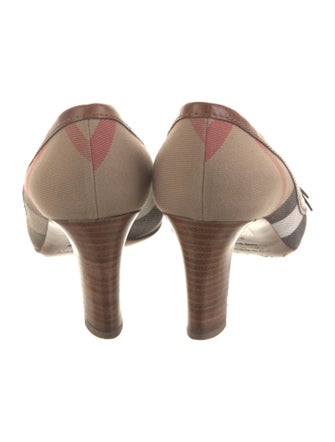 Burberry Nova Check Pattern Canvas Pumps