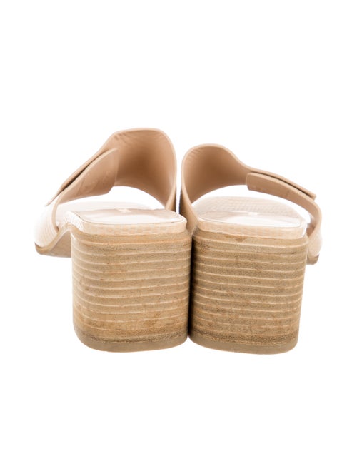 Burberry Winnie TB Monogram Slides