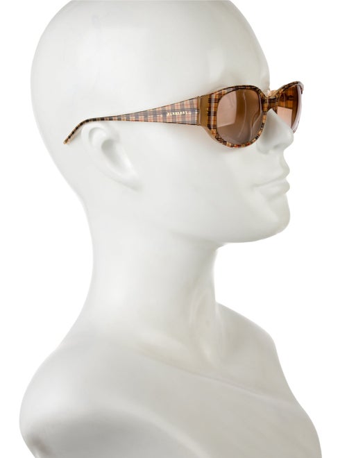 Burberry Wayfarer Tinted Sunglasses