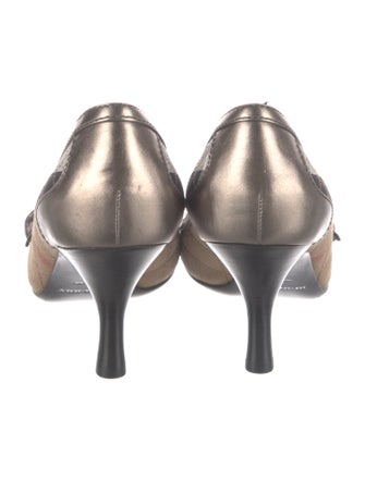 Burberry Nova Check Pattern Leather Pumps