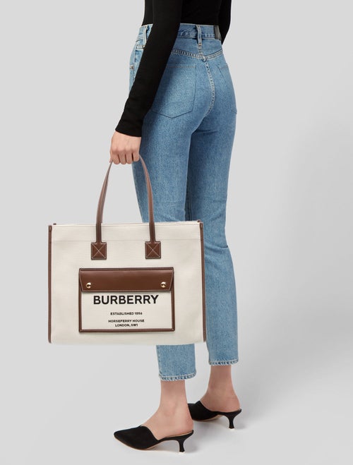 Burberry Canvas Freya Medium