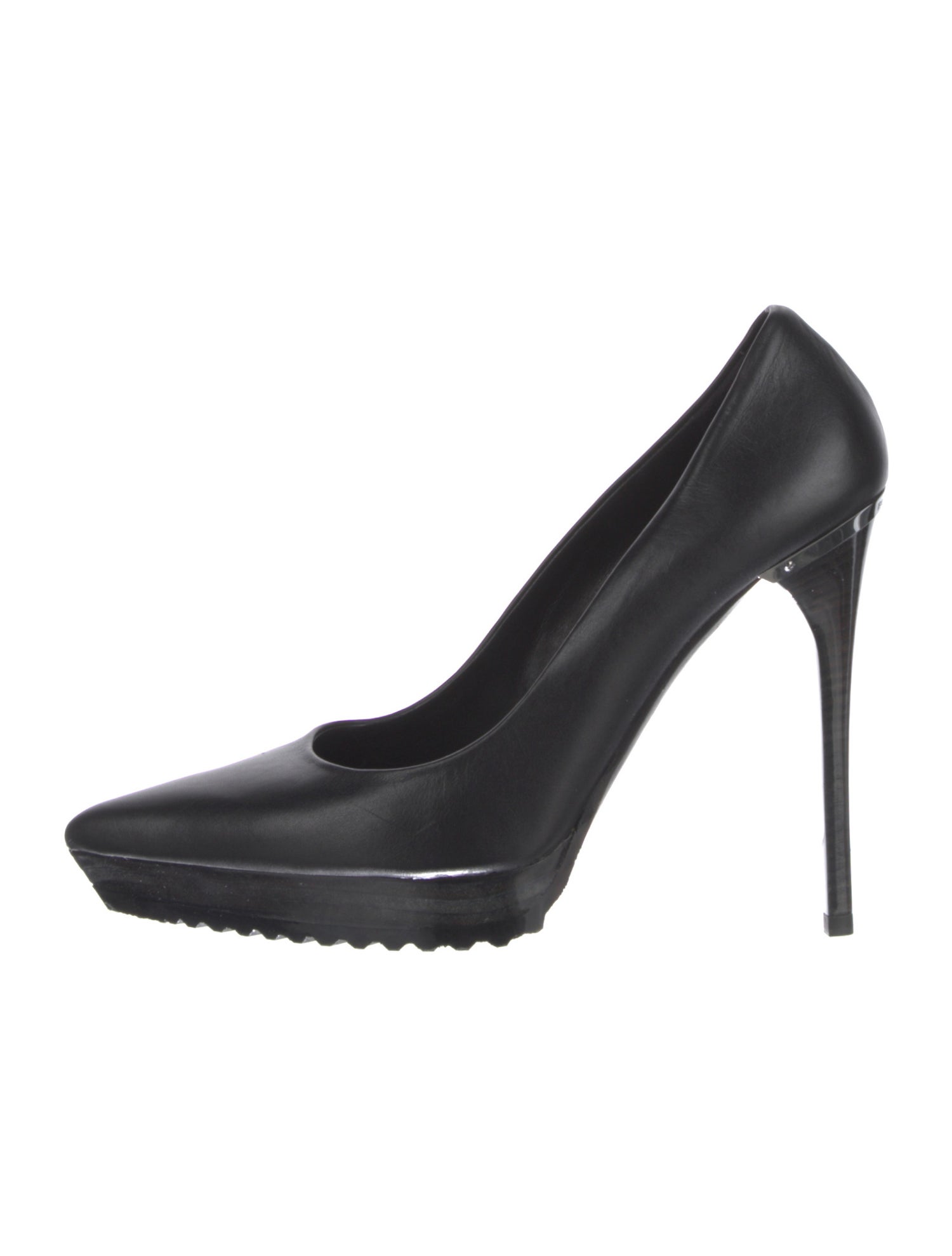 Burberry Leather Pumps