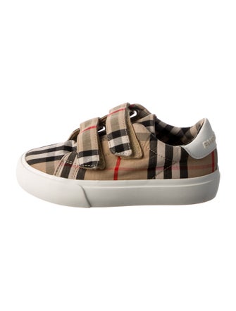 Burberry Check Low Top Shoes