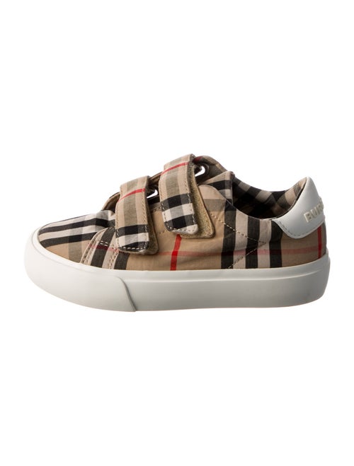 Burberry Check Low Top Shoes