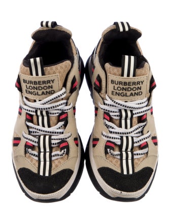 Burberry Shoes