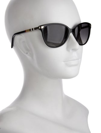 Burberry Nova Check Pattern Oversize Sunglasses