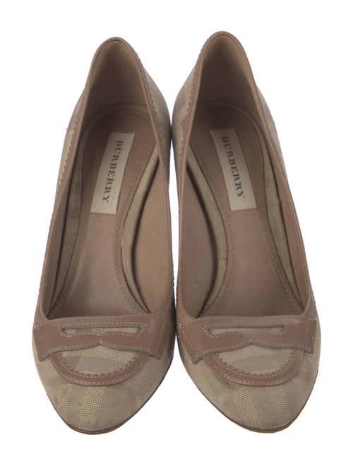 Burberry Leather Colorblock Pattern Pumps