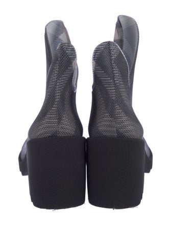 Burberry Smoked Check Pattern Rubber Rain Boots