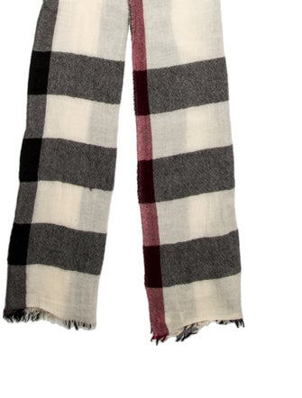 Burberry Cashmere Super Nova Check Pattern Shawl