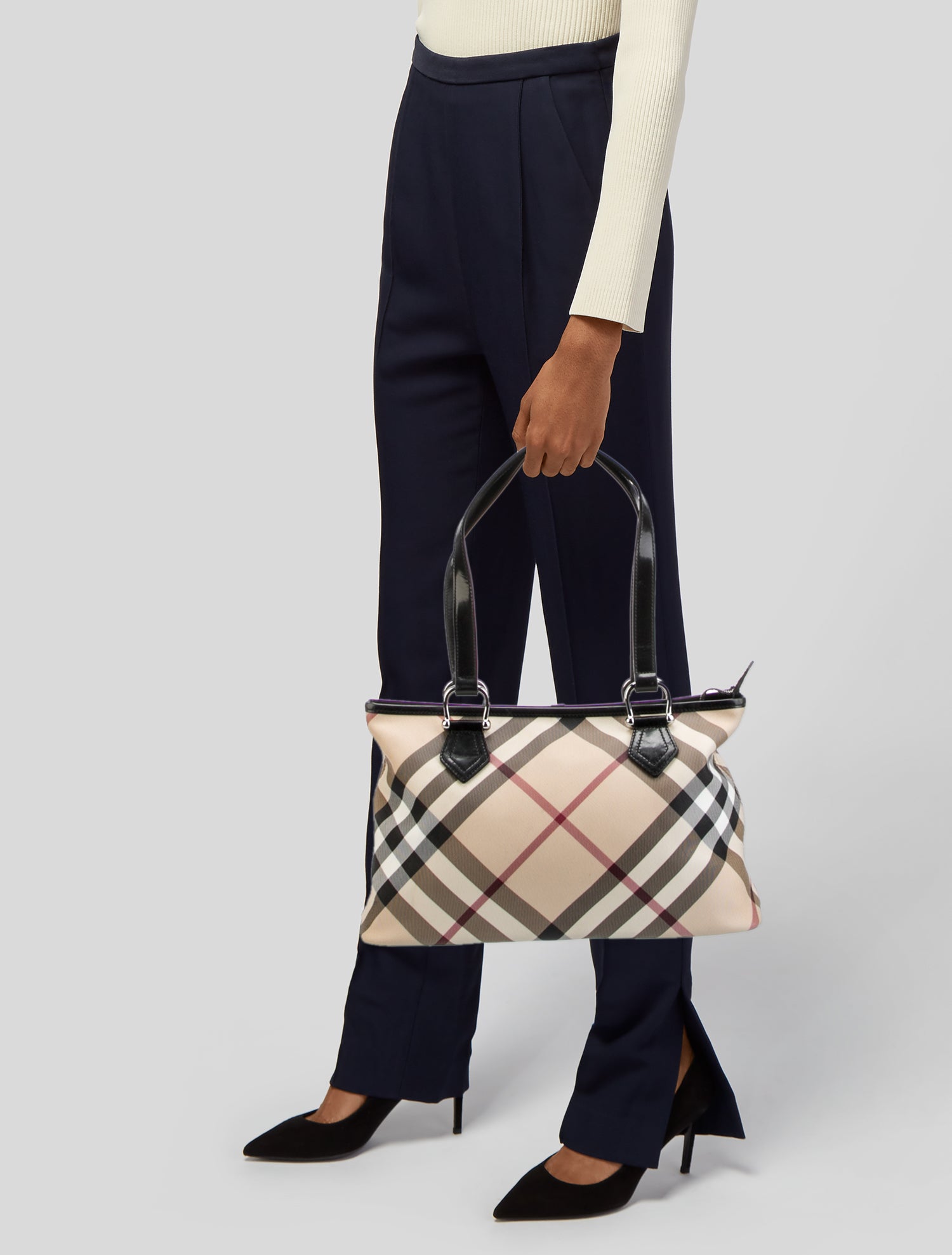 Burberry Nova Check Shoulder Bag