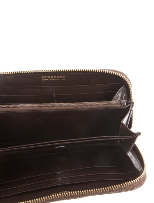 Burberry Horseferry Check Pattern Printed Compact Wallet