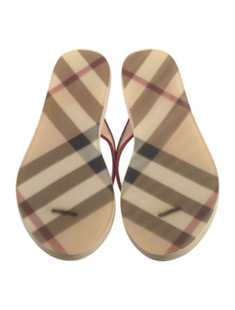 Burberry Nova Check Pattern Patent Leather Flip Flops