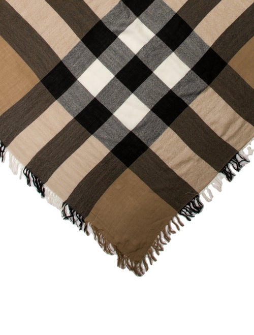 Burberry Cashmere House Check Pattern Scarf