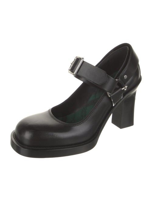 Burberry Leather Pumps