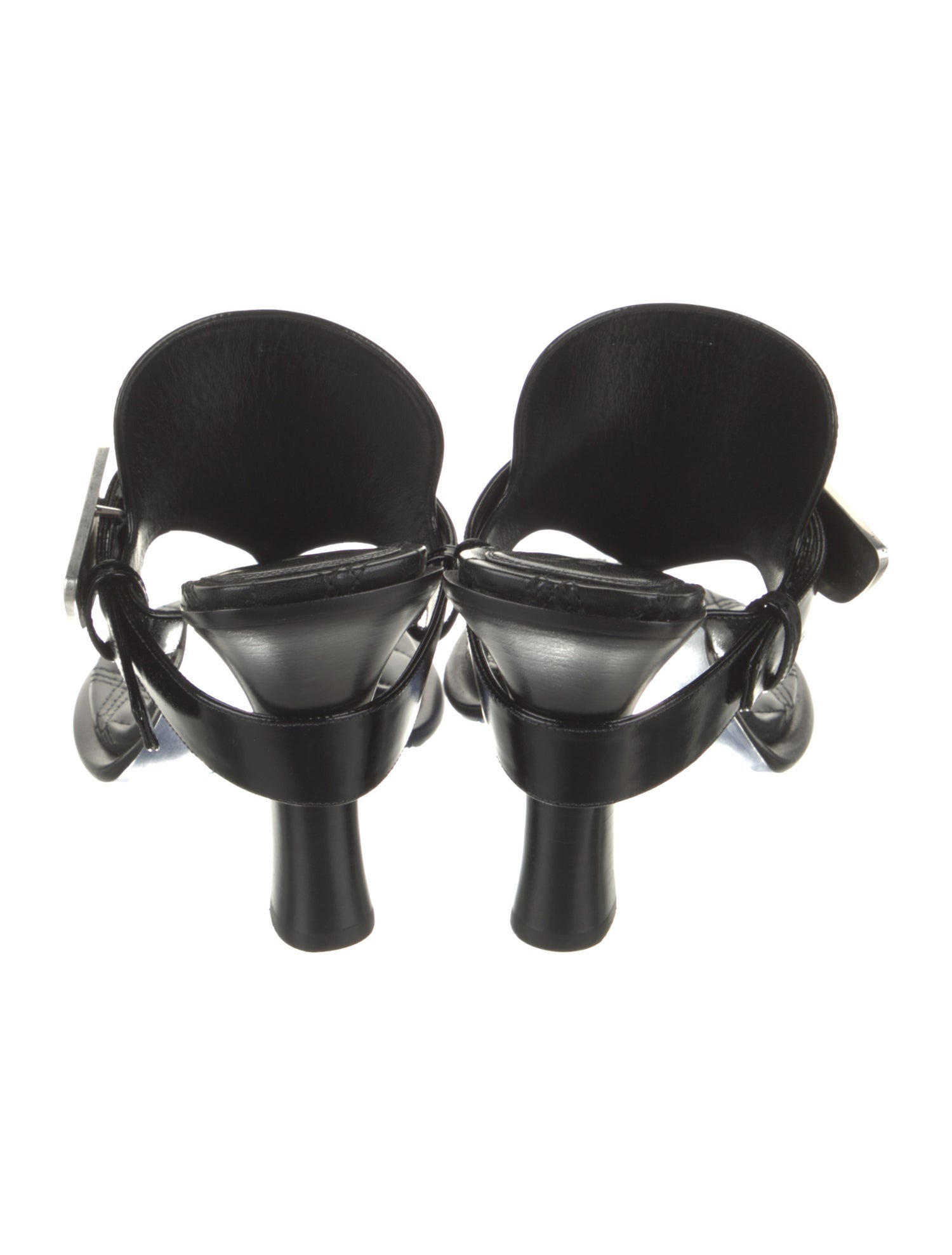 Burberry Leather Flip Flops