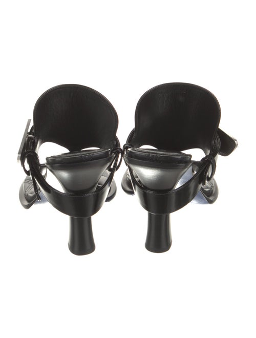 Burberry Leather Flip Flops