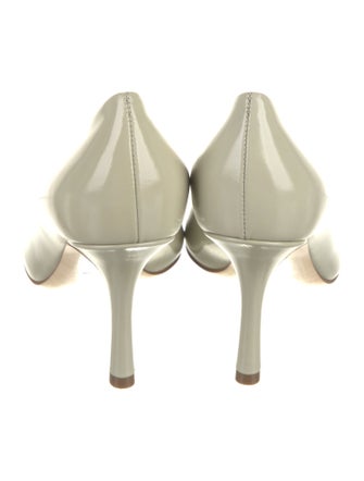 Burberry Leather Pumps