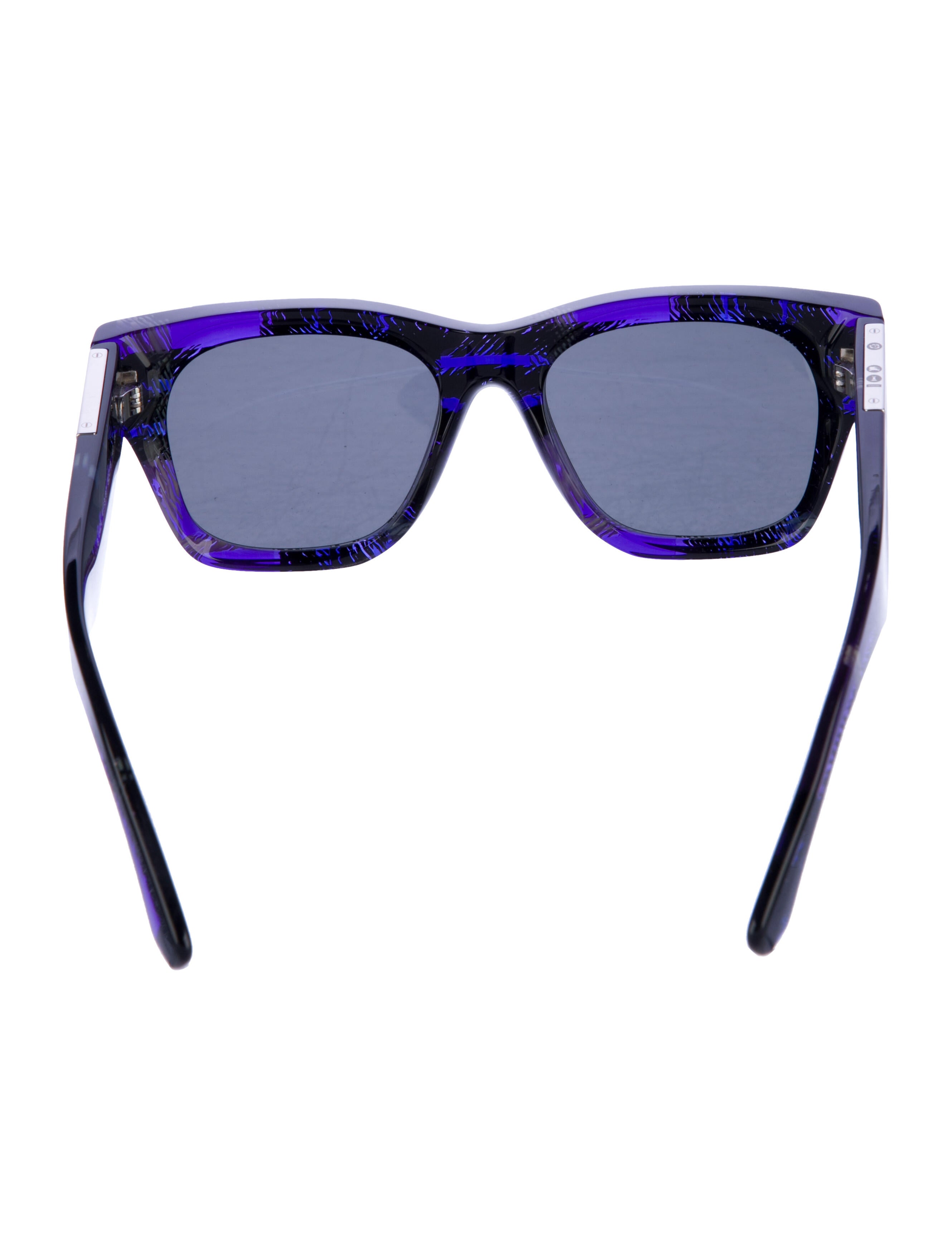 Burberry Wayfarer Tinted Sunglasses