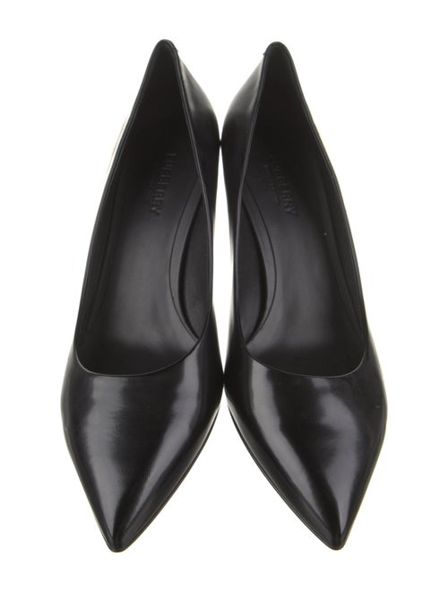 Burberry Leather Pumps