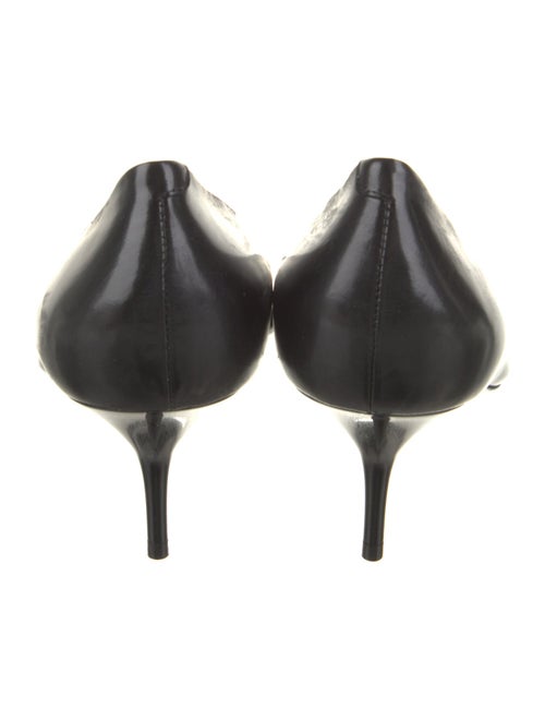 Burberry Leather Pumps