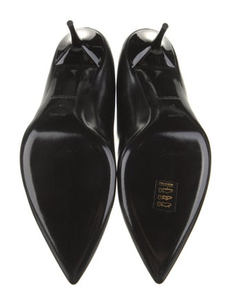 Burberry Leather Pumps