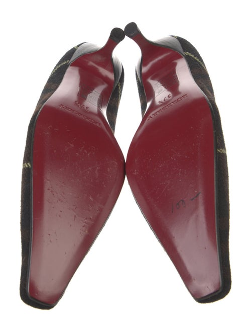 Burberry Vintage Wool Pumps