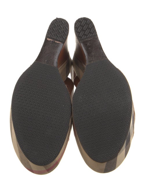 Burberry Nova Check Pattern Leather Sandals