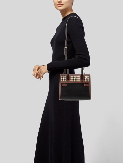 Burberry Vintage Check Title