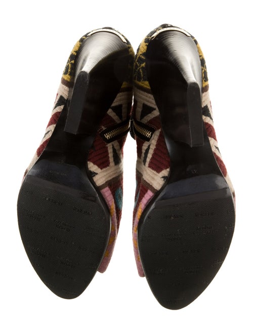 Burberry Printed Cutout Accent Lace-Up Boots