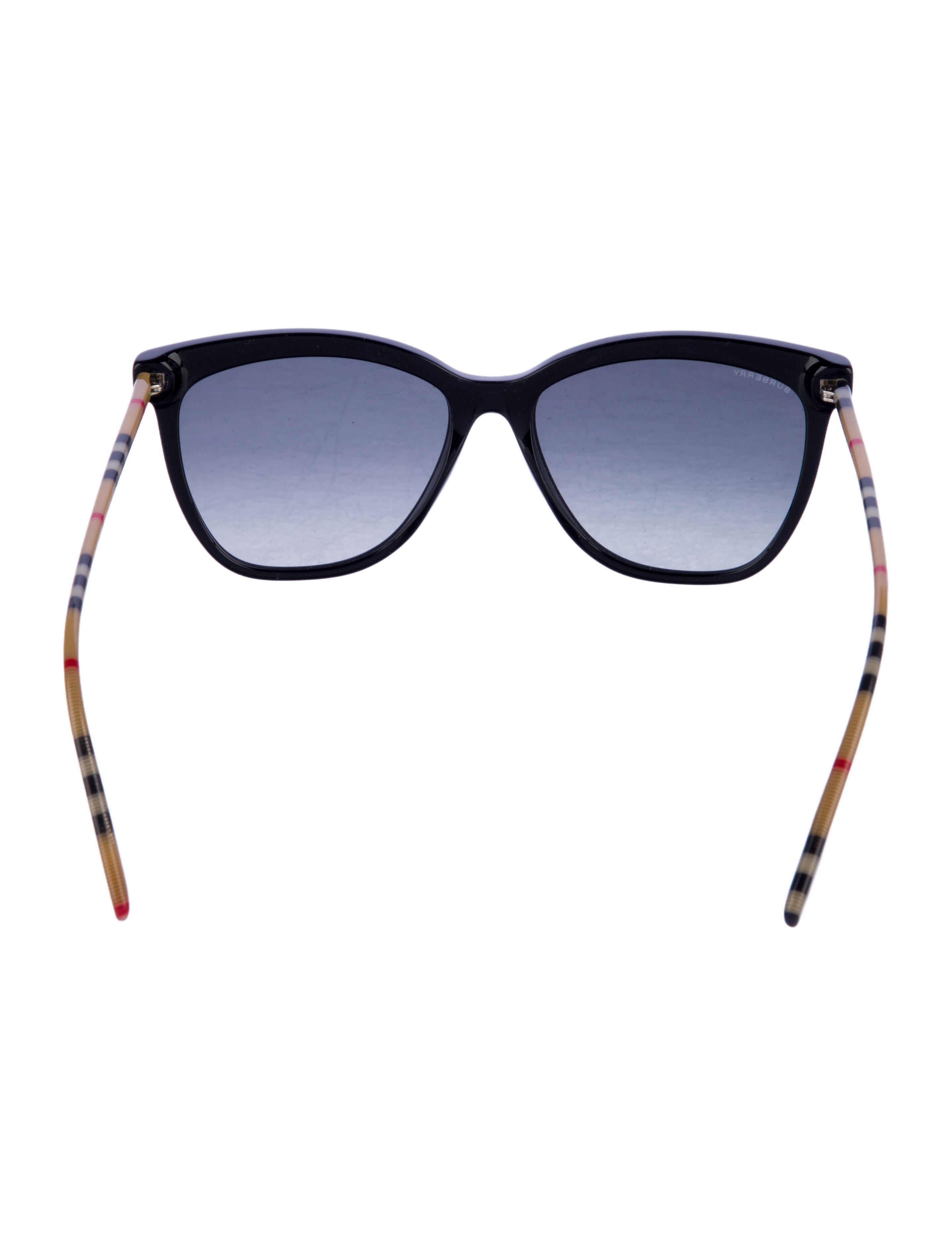 Burberry Nova Check Pattern Wayfarer Sunglasses w/ Tags