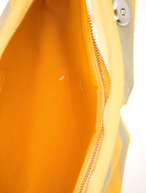 Burberry Canvas Portfolio