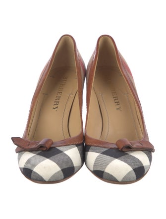 Burberry House Check Pattern Canvas Pumps