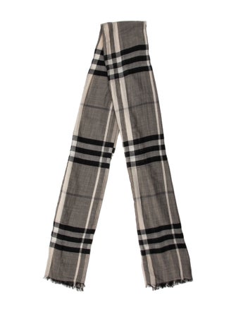 Burberry Silk House Check Pattern Scarf