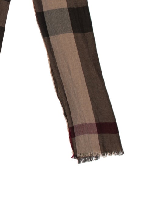 Burberry Cashmere House Check Pattern Scarf