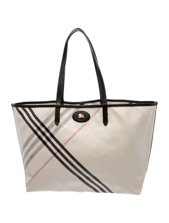 Burberry Mega Check Highland Medium