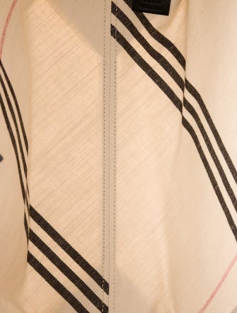 Burberry Mega Check Highland Medium