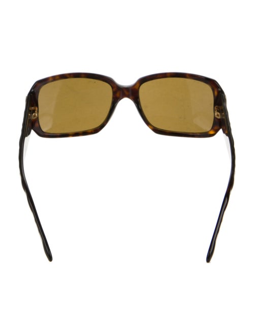 Burberry Square Tinted Sunglasses