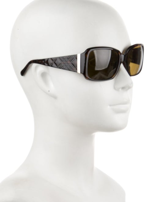 Burberry Square Tinted Sunglasses